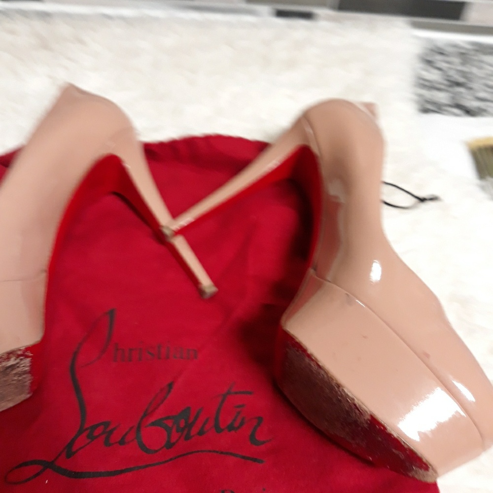 Shoes - Picture 2 of 2
